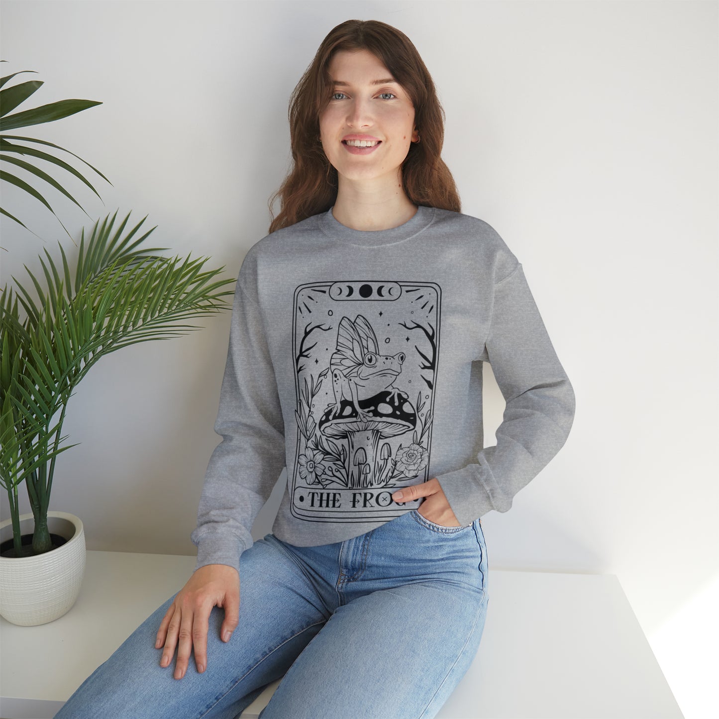 The Frog Tarot Card Unisex Heavy Blend™ Crewneck Sweatshirt