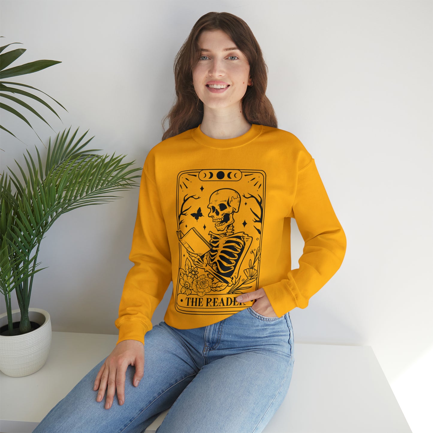 The Reader Tarot Card Unisex Heavy Blend™ Crewneck Sweatshirt