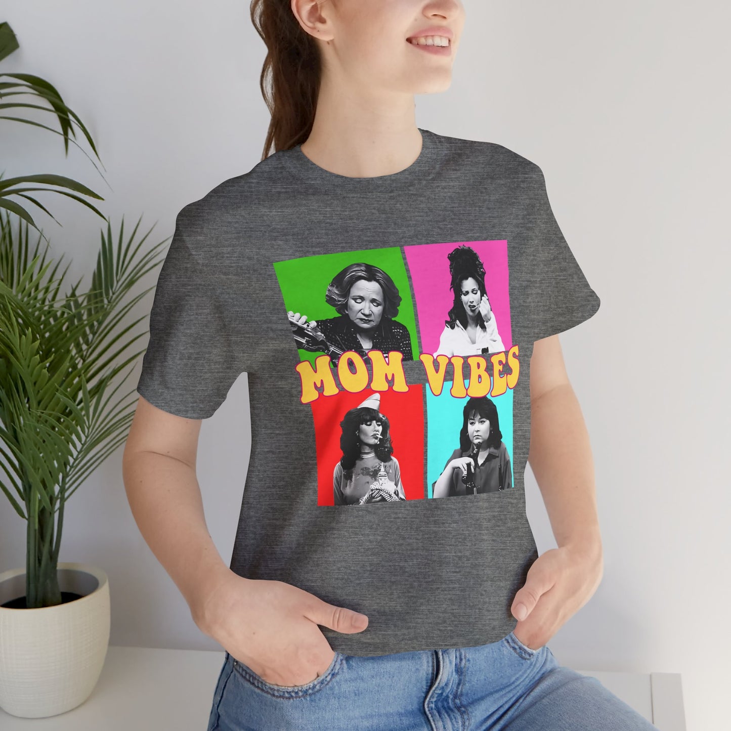 Unisex Jersey Short Sleeve Tee Mom Vibes