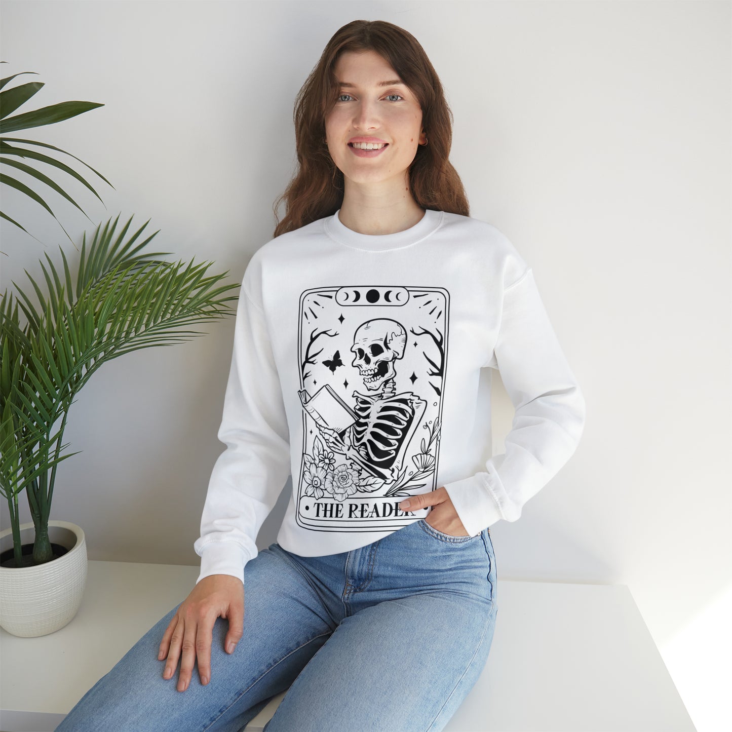 The Reader Tarot Card Unisex Heavy Blend™ Crewneck Sweatshirt